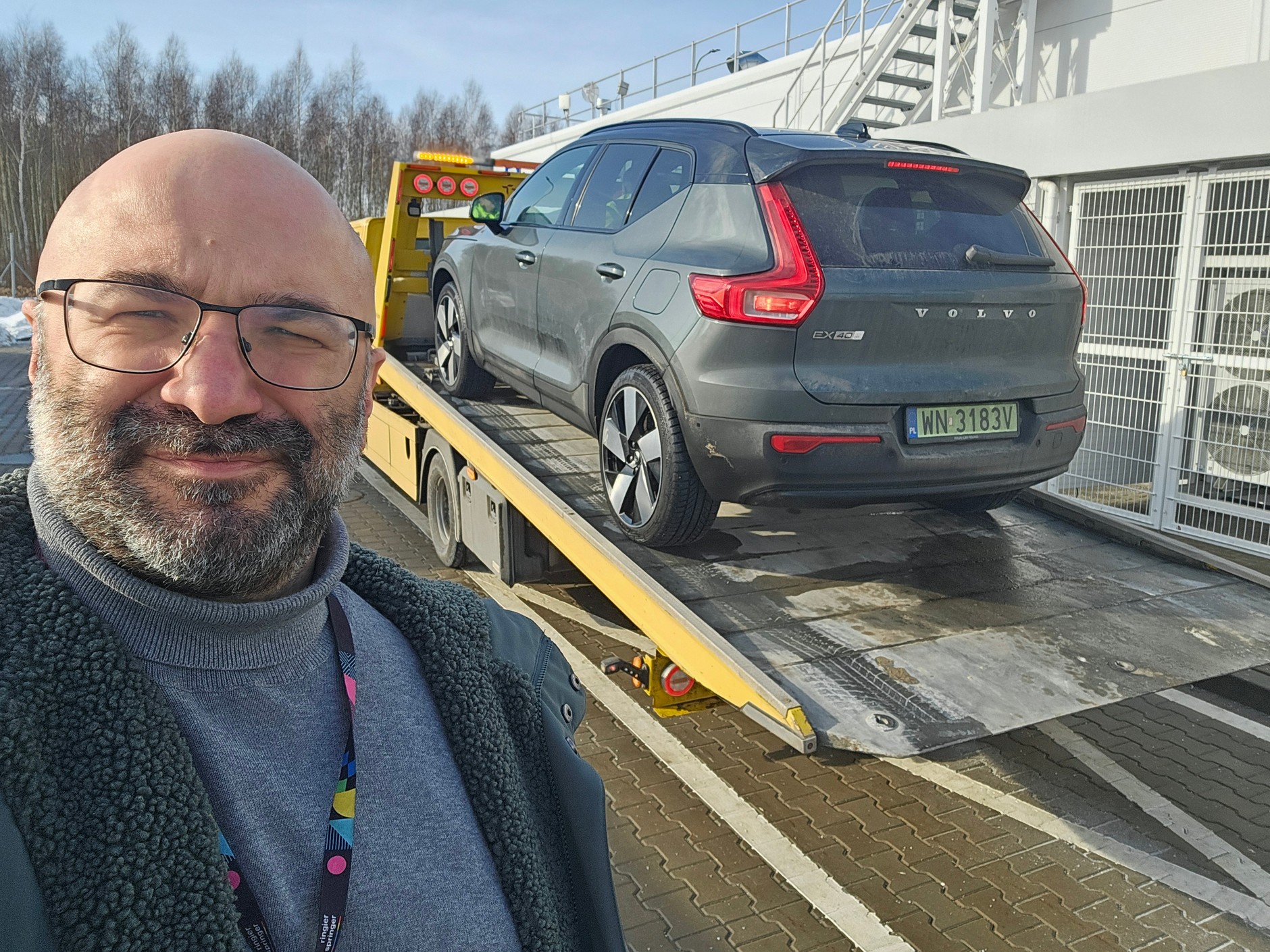 Czasu powrotu planer oparty na mapach Google i danych z auta nie oszacował poprawnie, ale tym razem trudno było mieć mu to za złe – nawet Google (jeszcze?) nie potrafi przewidzieć gwoździa wbitego w oponę na autostradzie. 