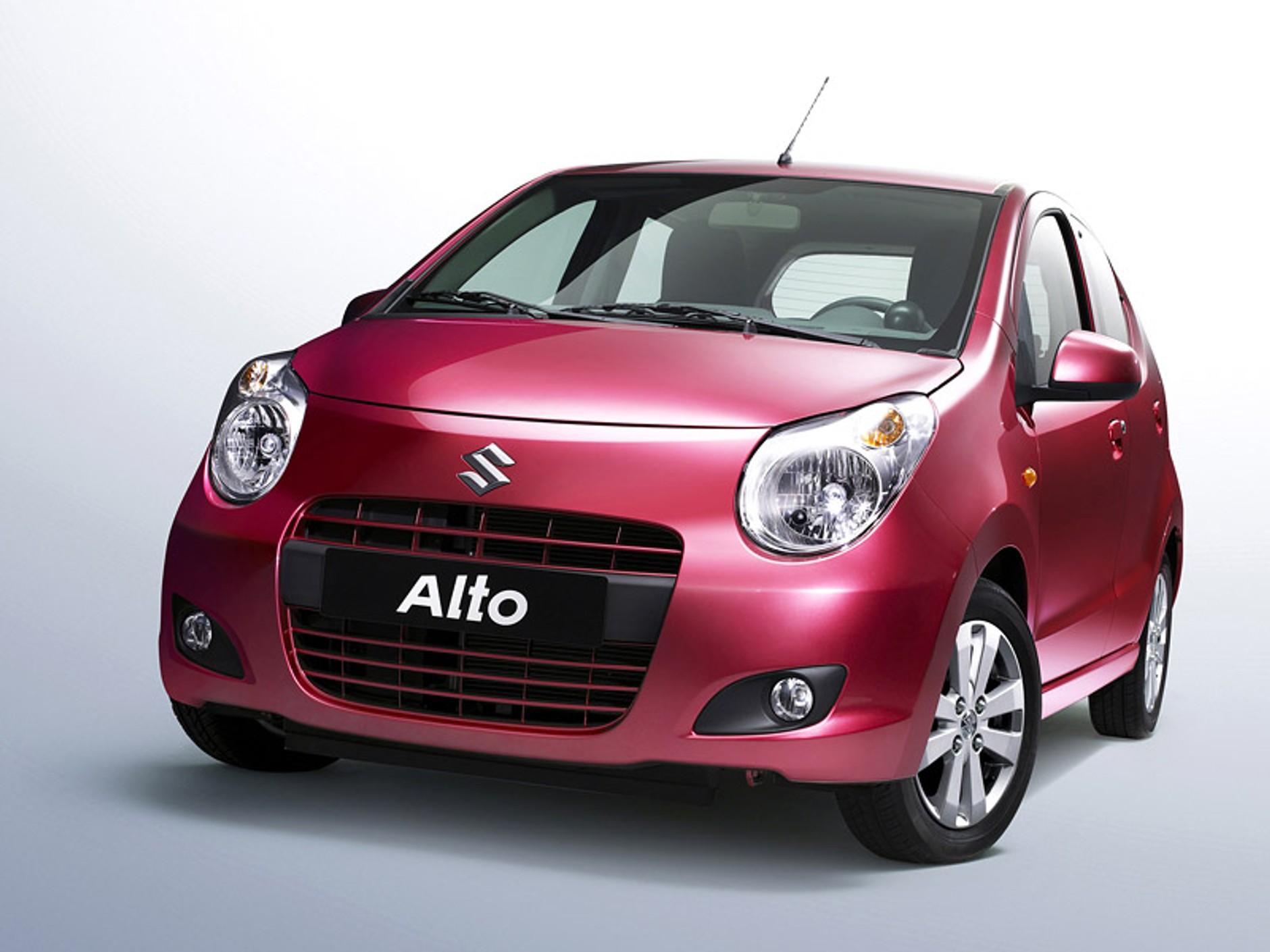 Suzuki Alto: nowa generacja w Paryżu