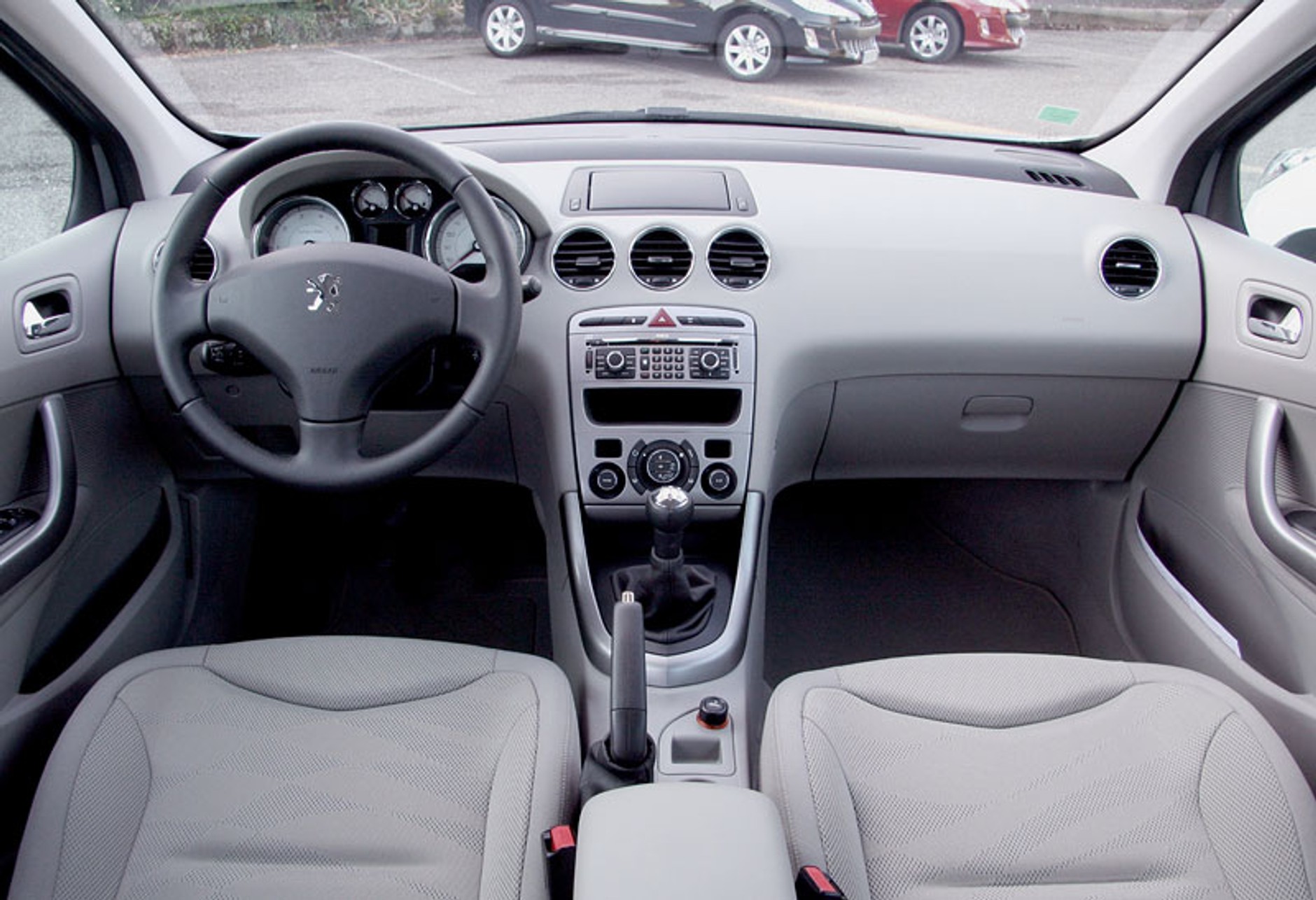 Peugeot 308: od 8 listopada już w polskich salonach