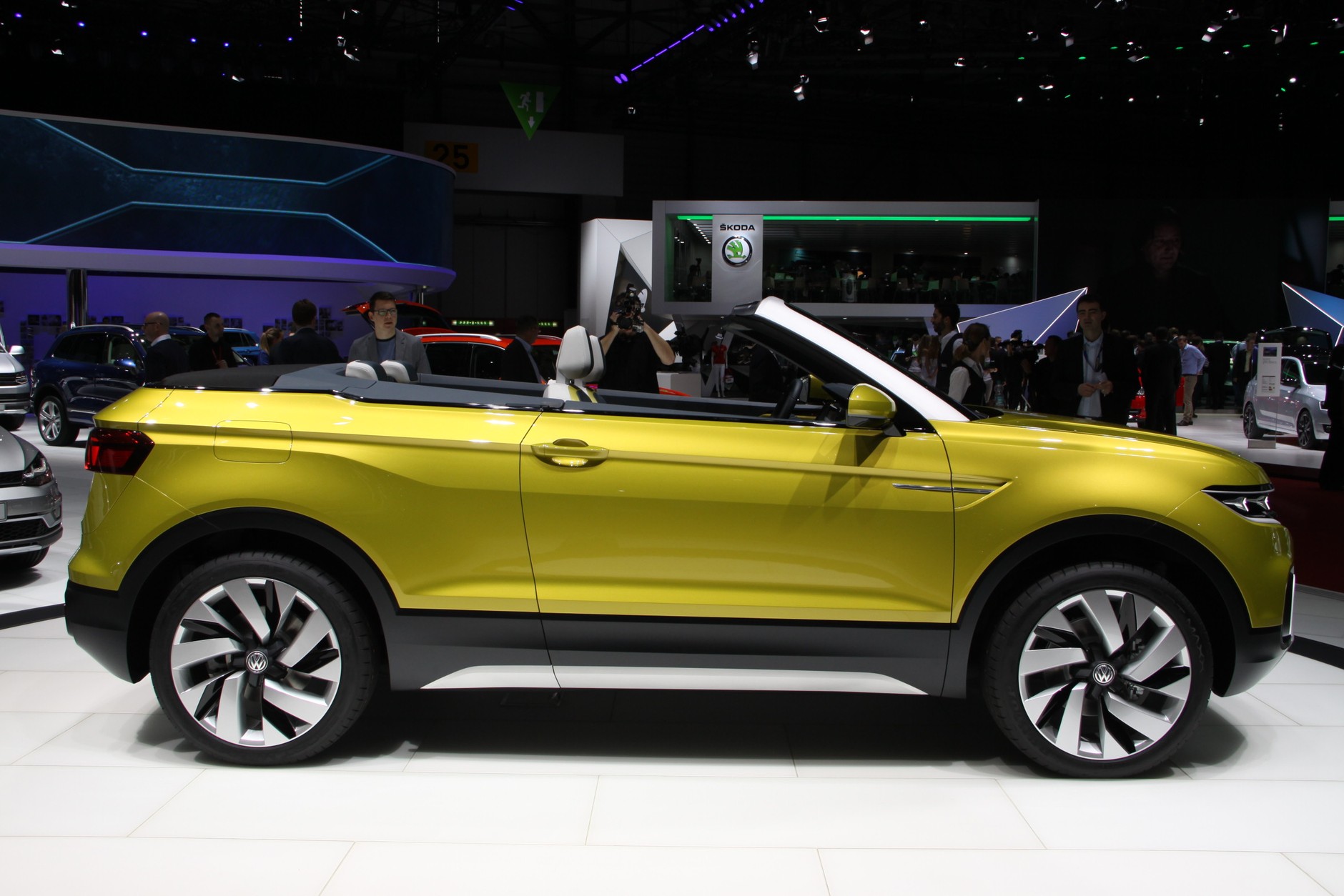 Volkswagen T-Cross Breeze (Targi Genewa 2016)