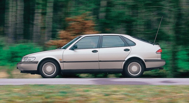 Saab 900 2.3 16V - z archiwum Auto Świata