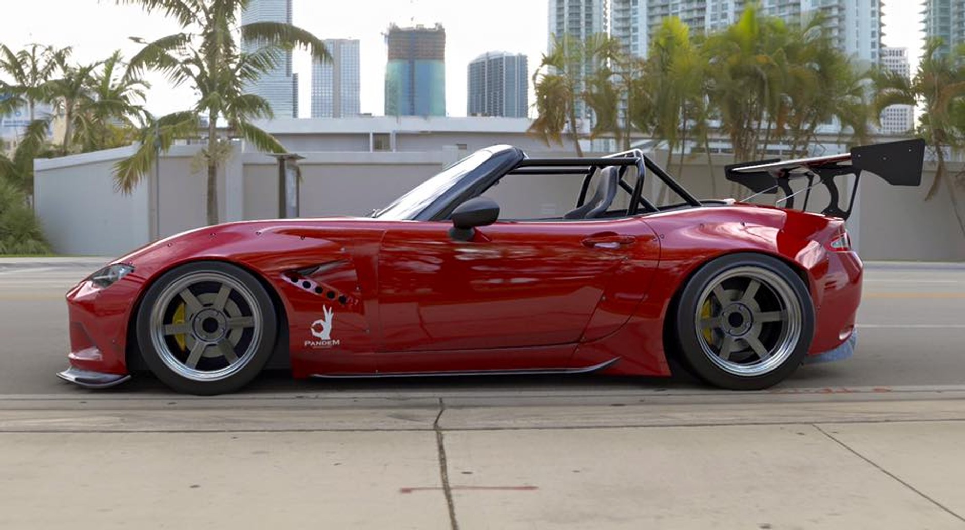 Mazda MX-5 z pakietem sportowym