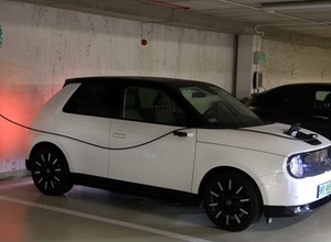 Własna ładowarka w bloku? Teoretycznie to już możliwe. Jak jest w praktyce?