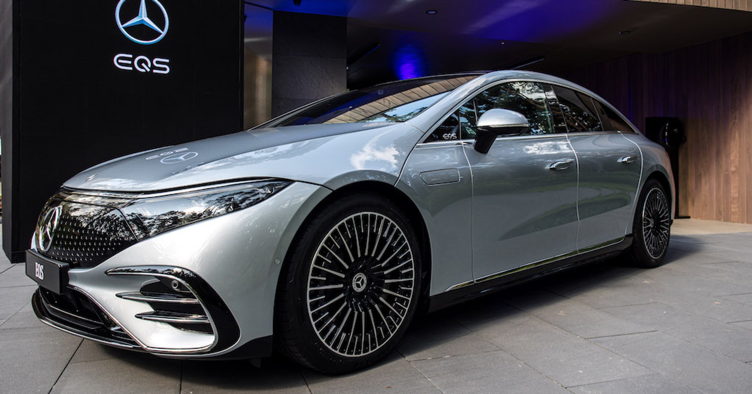 Mercedes EQS
