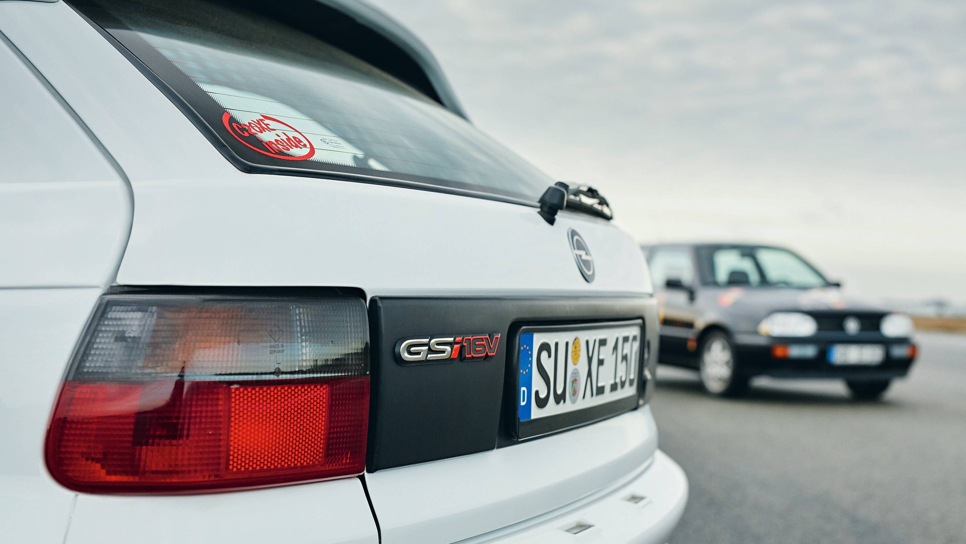 Astra kontra Golf – tym razem wersje VR6 i GSi