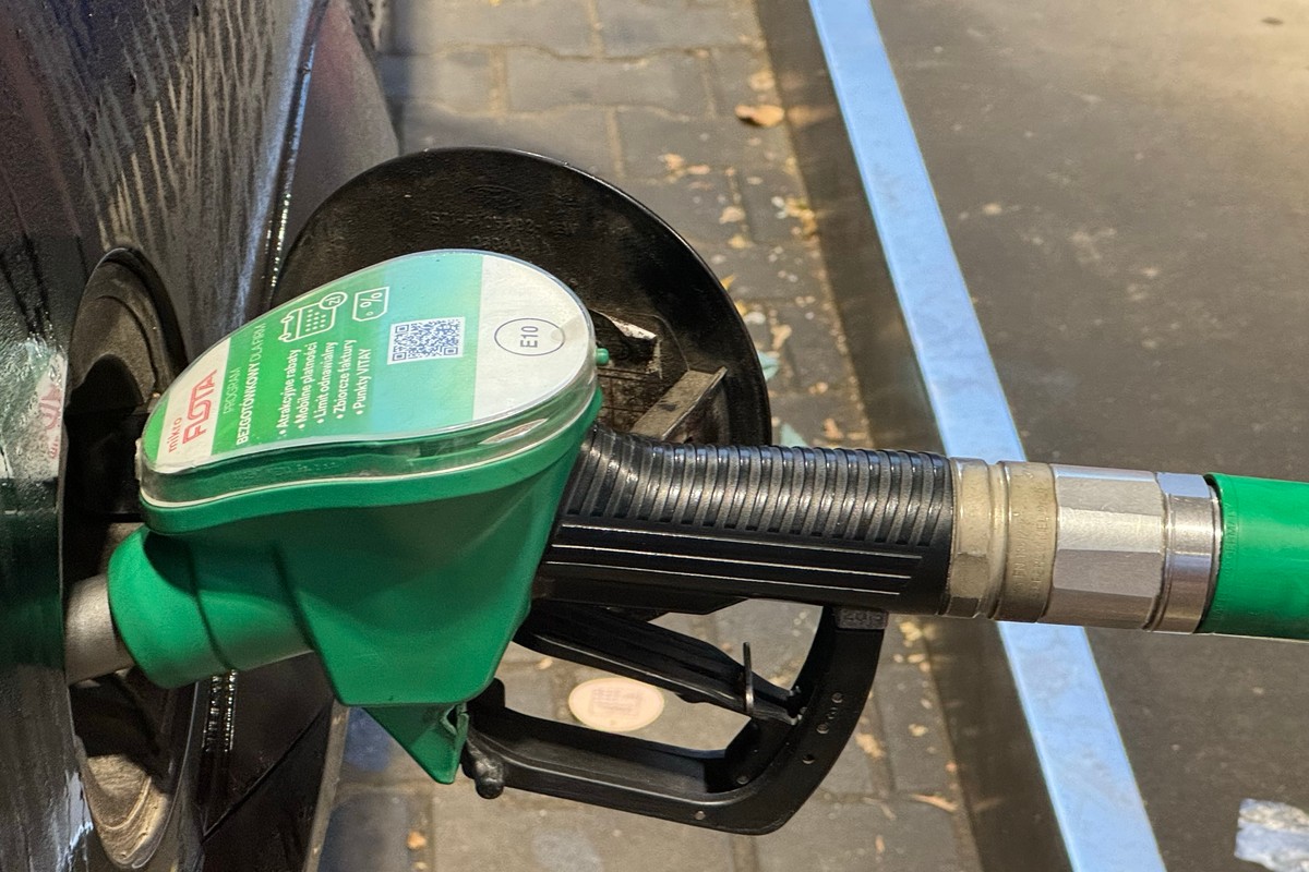 Nowe ceny paliw od dzisiaj. Prognozy dla benzyny, oleju napędowego i LPG. Będą zmiany