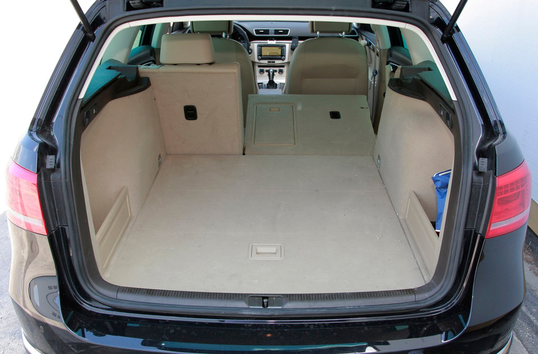 Test Volkswagena Passata 2.0 TDI: kombi pełne techniki