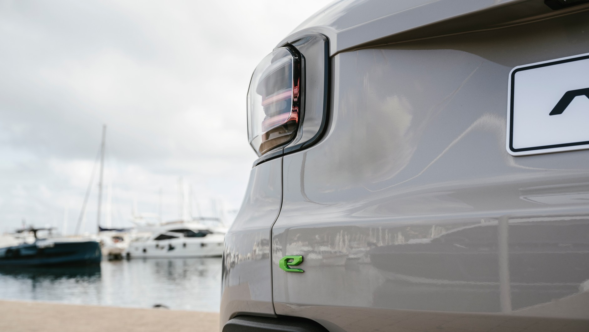 Jeep Avenger e-Hybrid