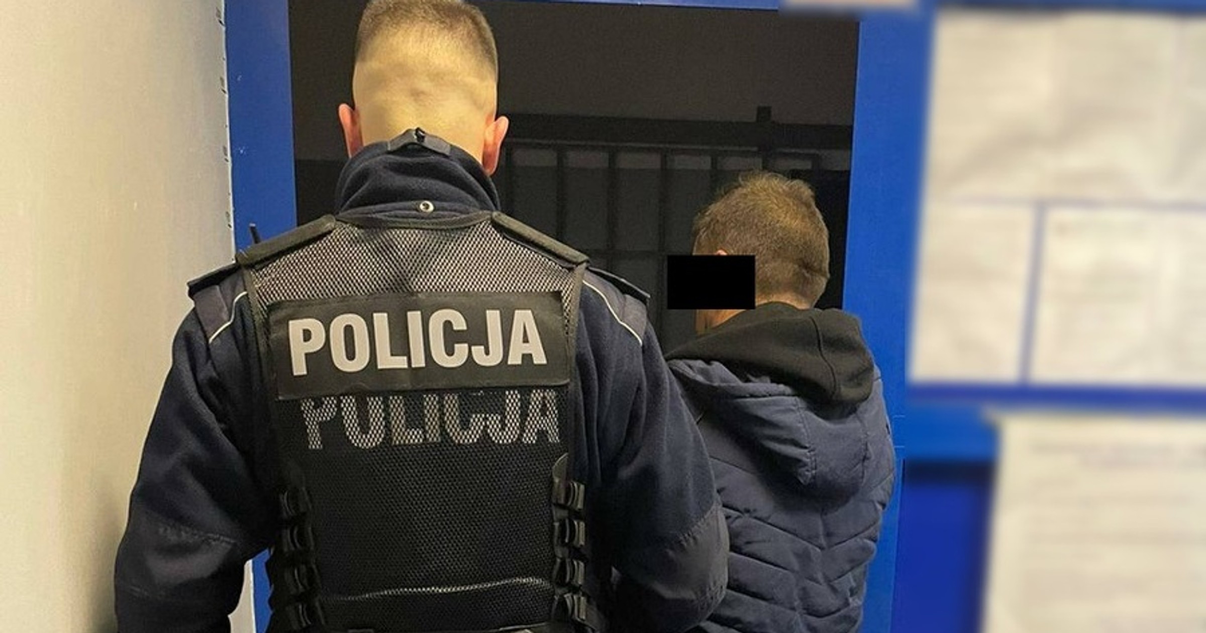 Mimo trzech sądowych zakazów ponownie wsiadł "za kółko". Chciał pomóc swojemu nietrzeźwemu koledze
