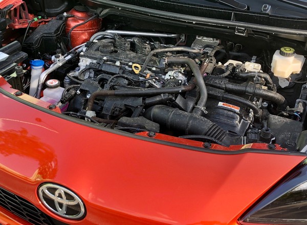 Toyota idzie pod prąd. Nie zamierza rezygnować z silników spalinowych