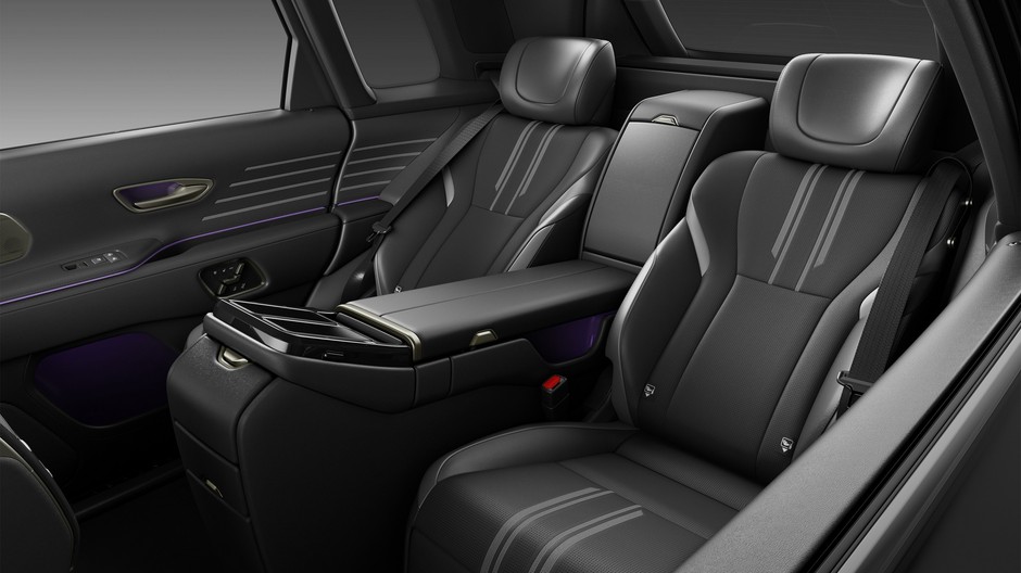 Toyota Century SUV