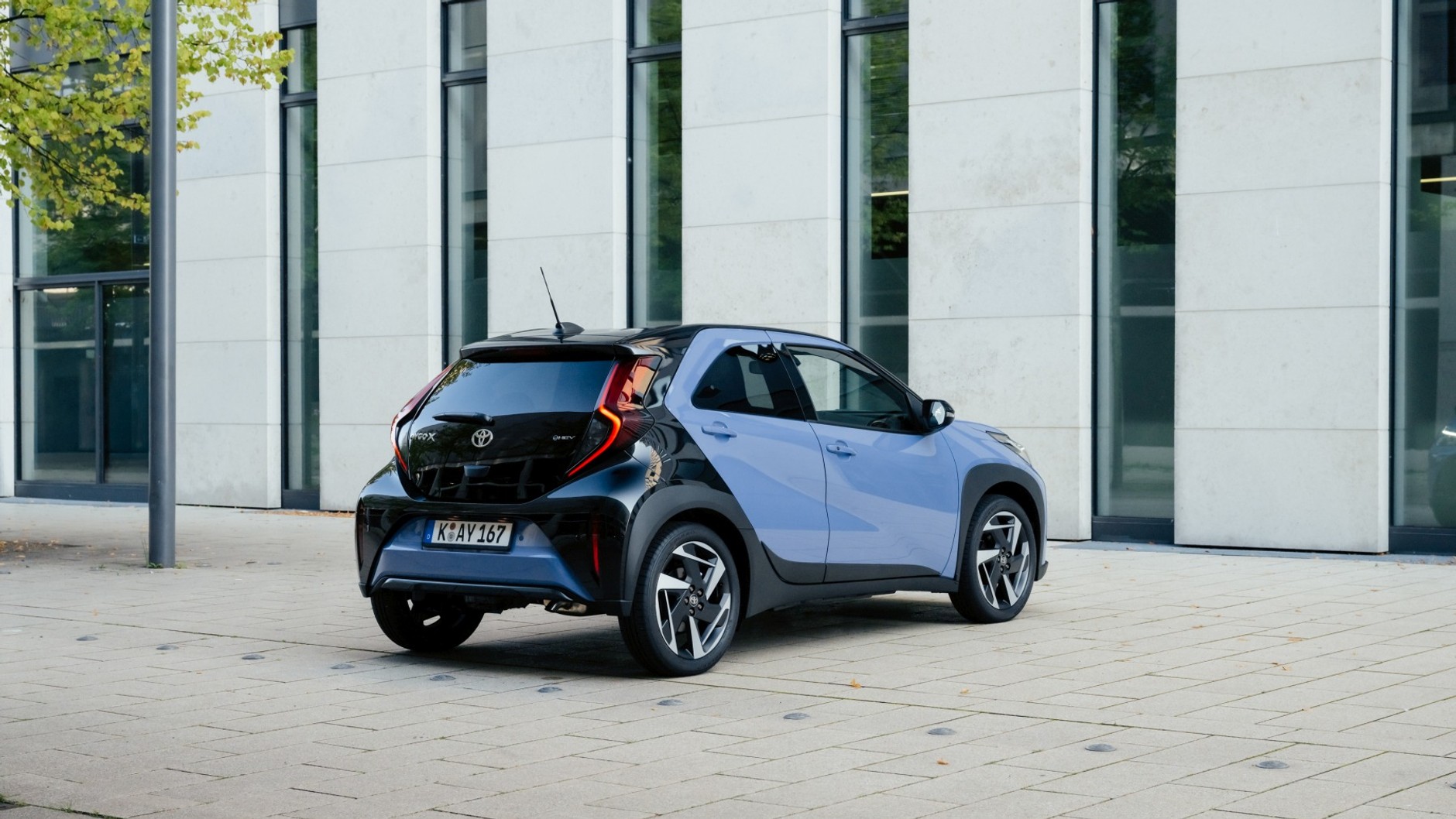 Hybrydowa Toyota Aygo X