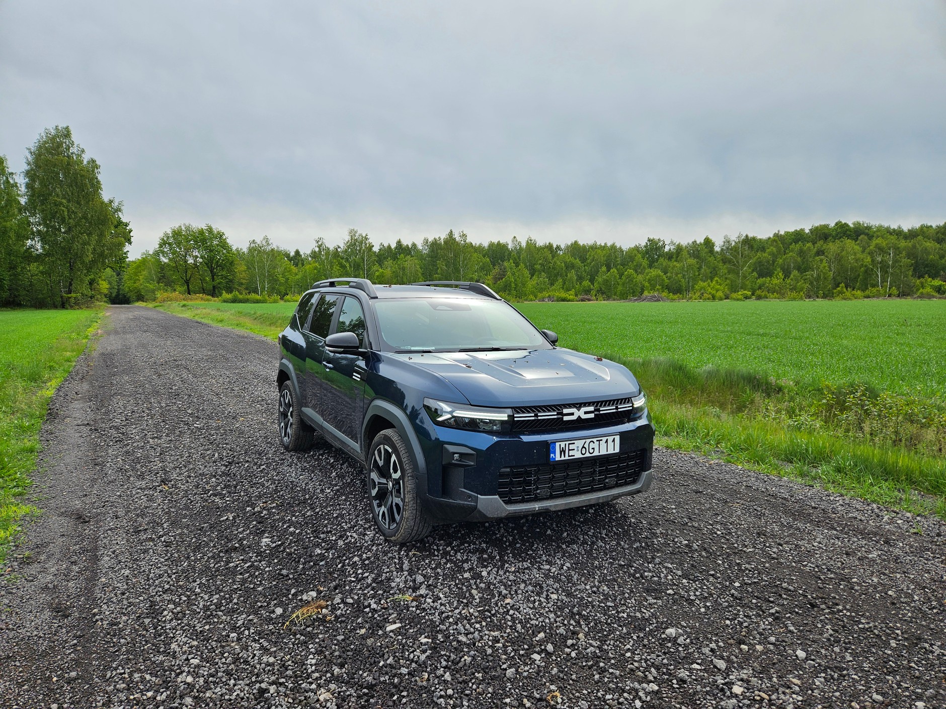 Dacia Jogger  czy Dacia Bigster: tylko Bigster może mieć napęd 4x4, ale wyłącznie w połączeniu z miękką hybrydą.