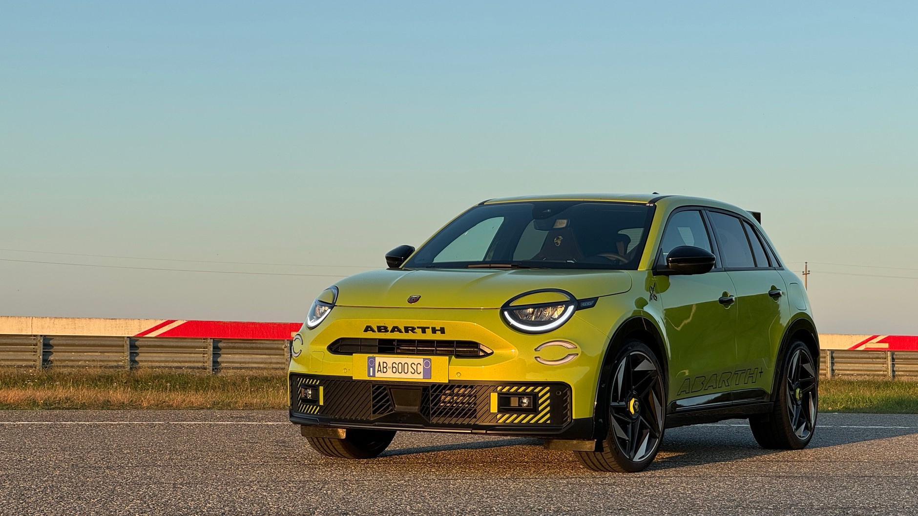 Abarth 600e