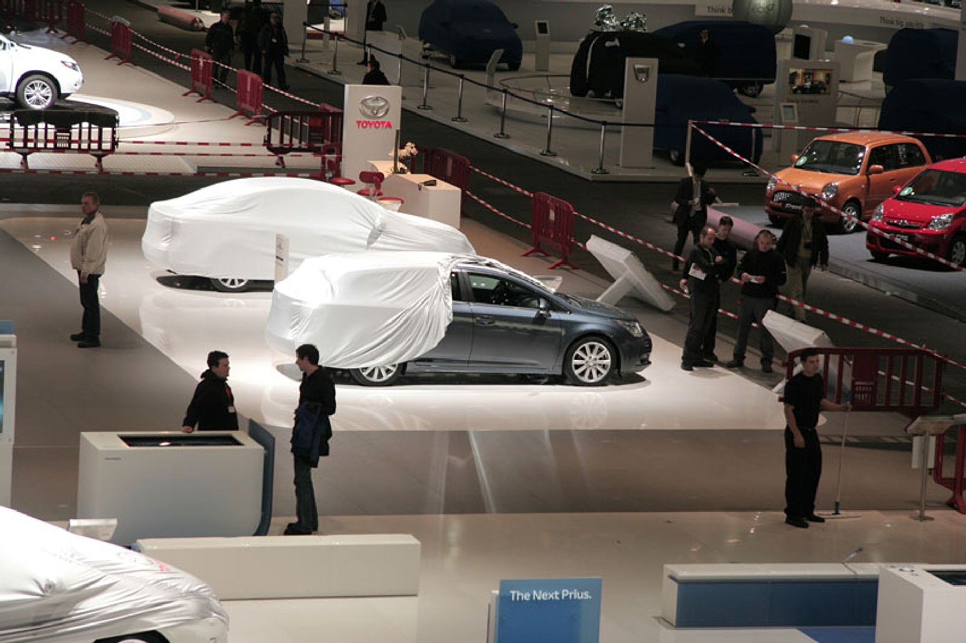 Genewa 2009: pierwsze wrażenia (fotogaleria 1.)