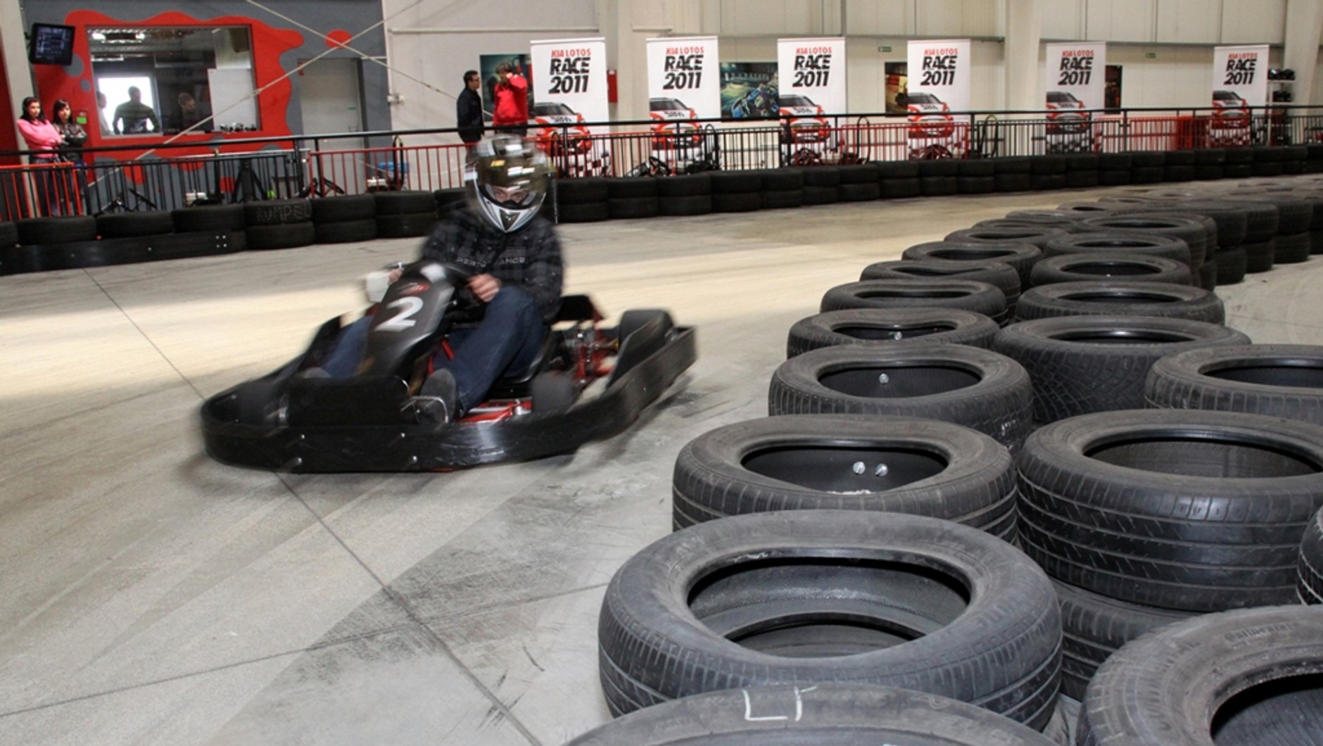 Kia Lotos Race - Szybko na torze, bezpiecznie na drodze