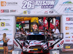 Rajd Rzeszowski 2017: Kajetanowicz i Baran liderami ME