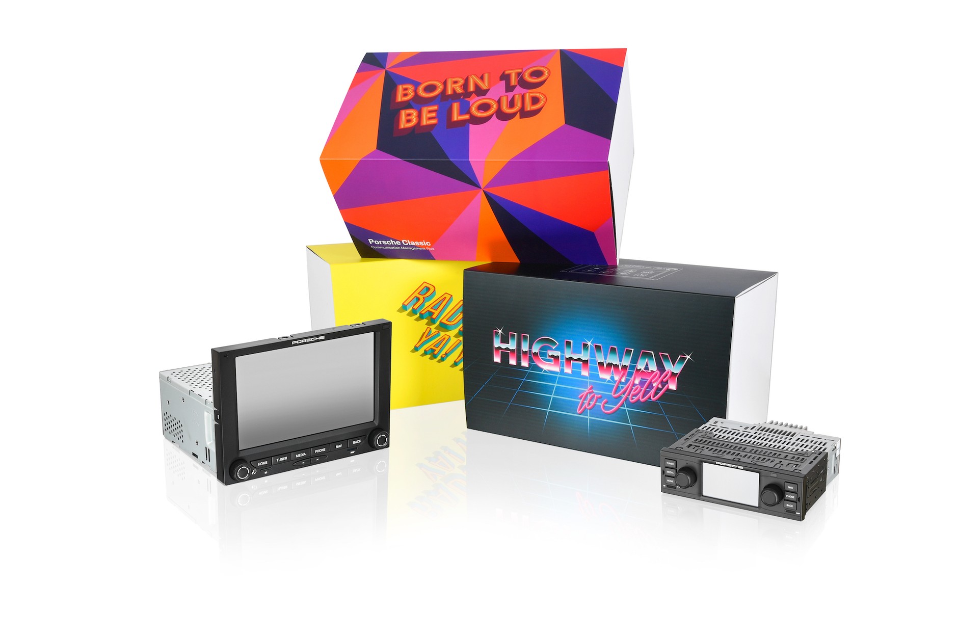 Porsche stworzyło nowoczesne multimedia dla swoich youngtimerów