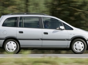 TOP 5: Używane auta za 10 tys. zł dla rodziny