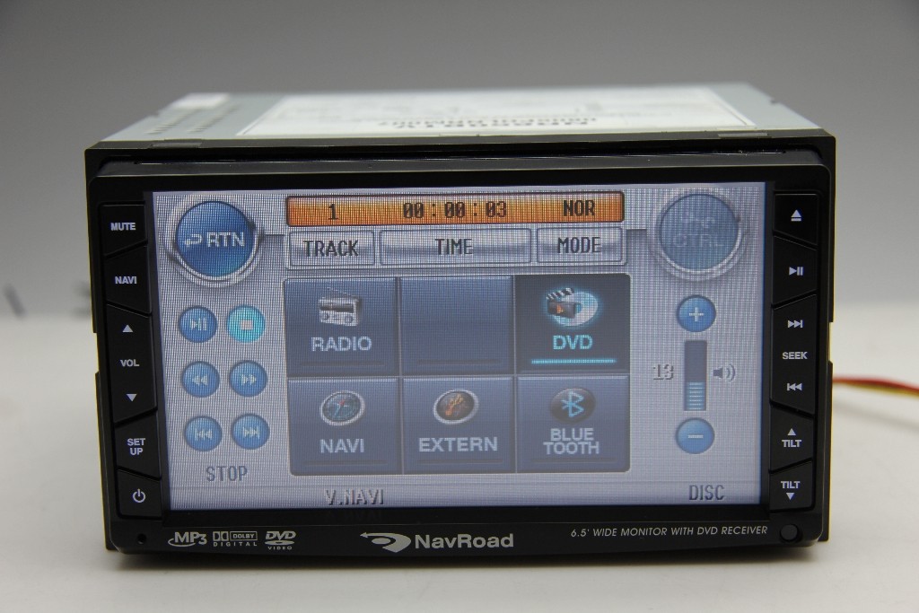 Radio z nawigacją: NavRoad NR650BTV