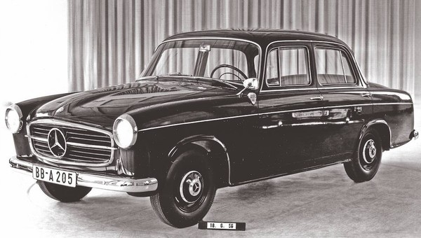 Mercedes W122