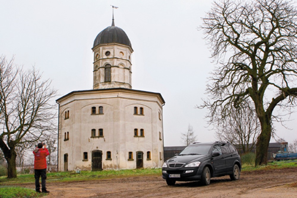 Samochodem i... pieszo!