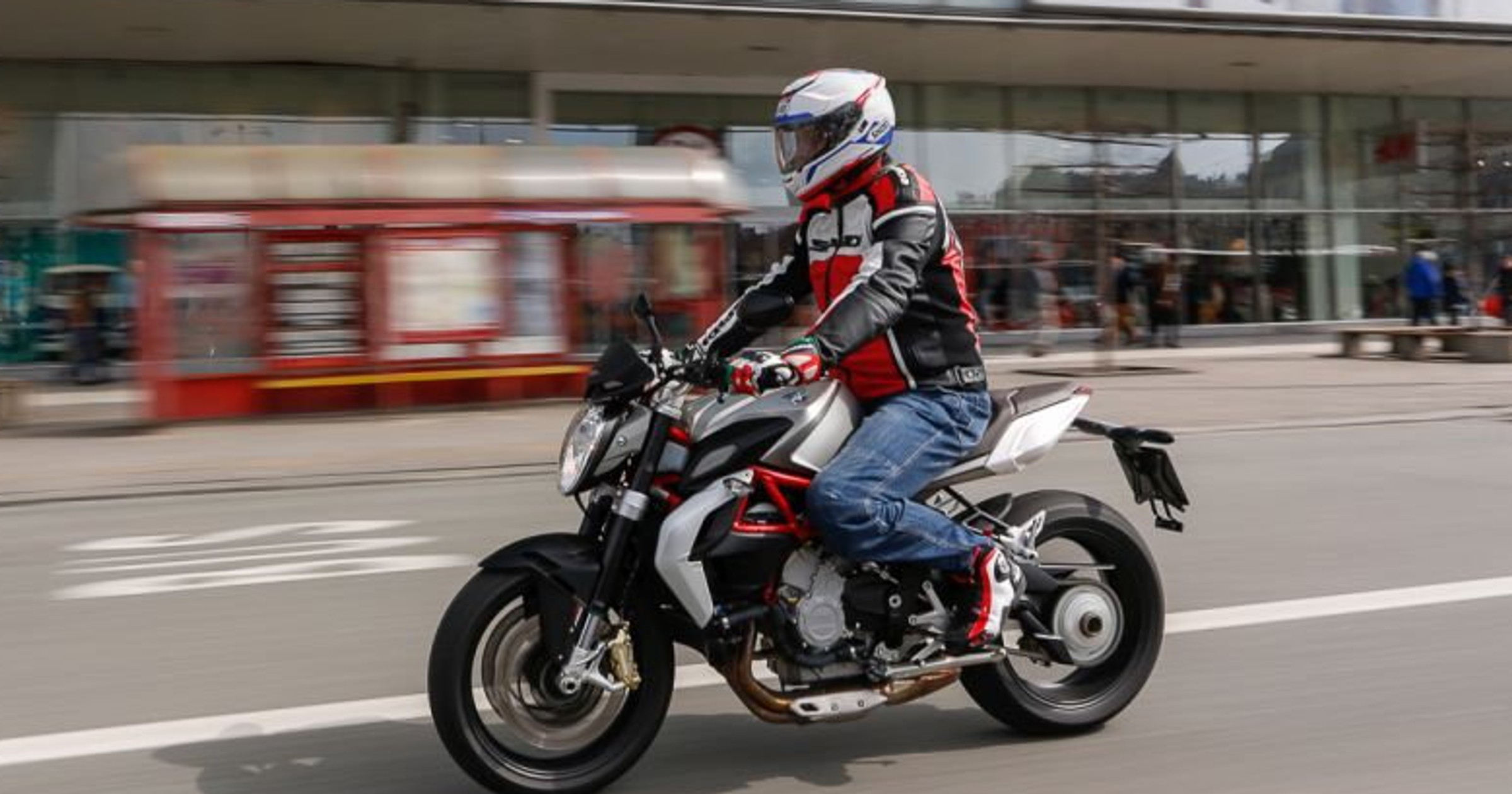 MV Agusta Brutale 800