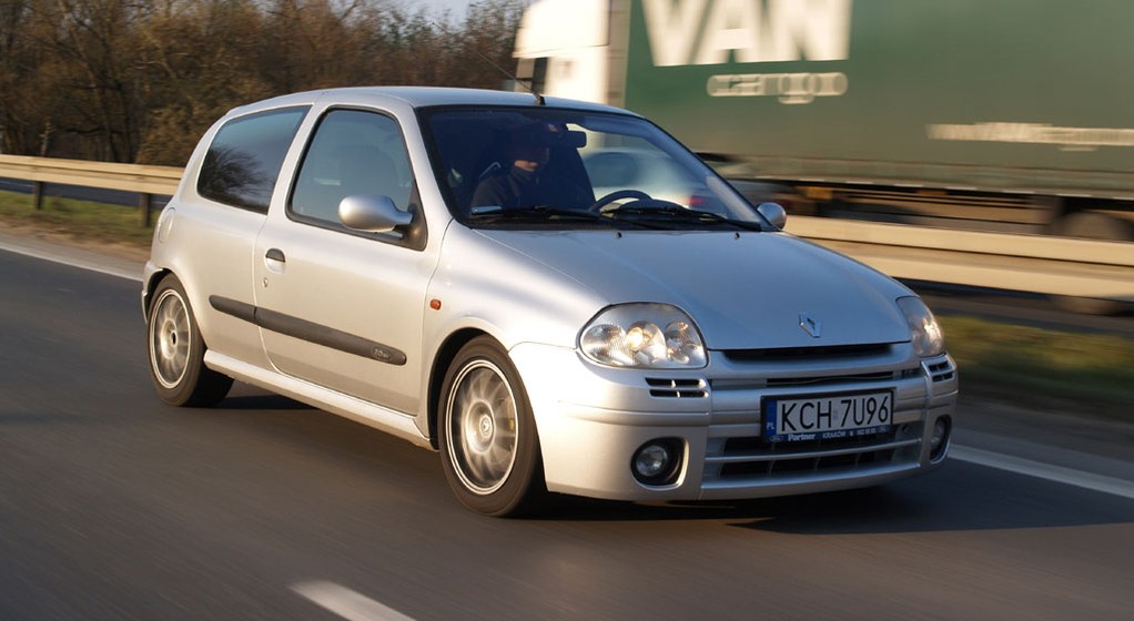 Renault Clio Sport 2.0 16v - Dobre osiągi w dobrej cenie