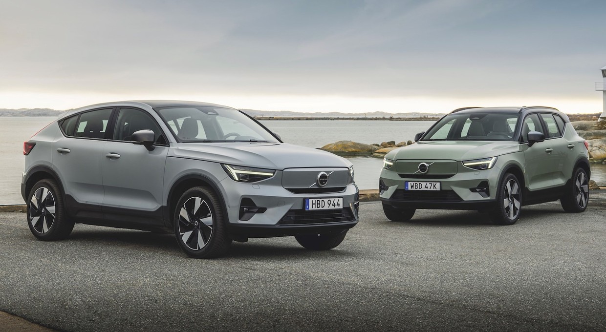 Volvo XC40 Recharge i C40 po liftingu mają większy zasięg i szybsze ładowanie baterii