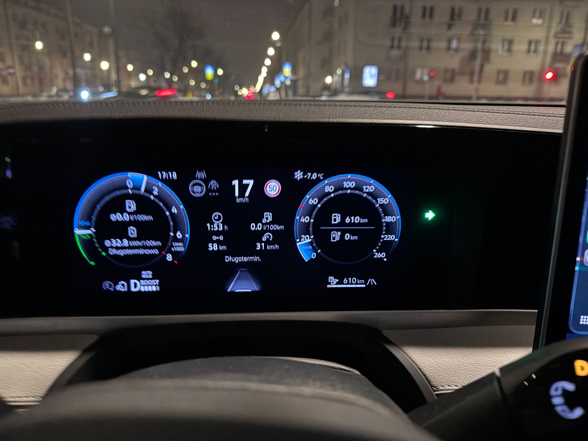 Volkswagen Passat eHybrid w zimowych warunkach, przy temperaturze bliskiej -10 st. C przejechał na prądzie 58 km 