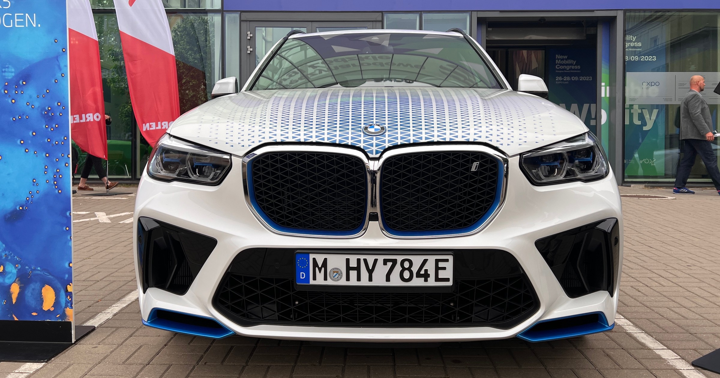 BMW iX5 Hydrogen na Kongresie Nowej Mobilności 2023
