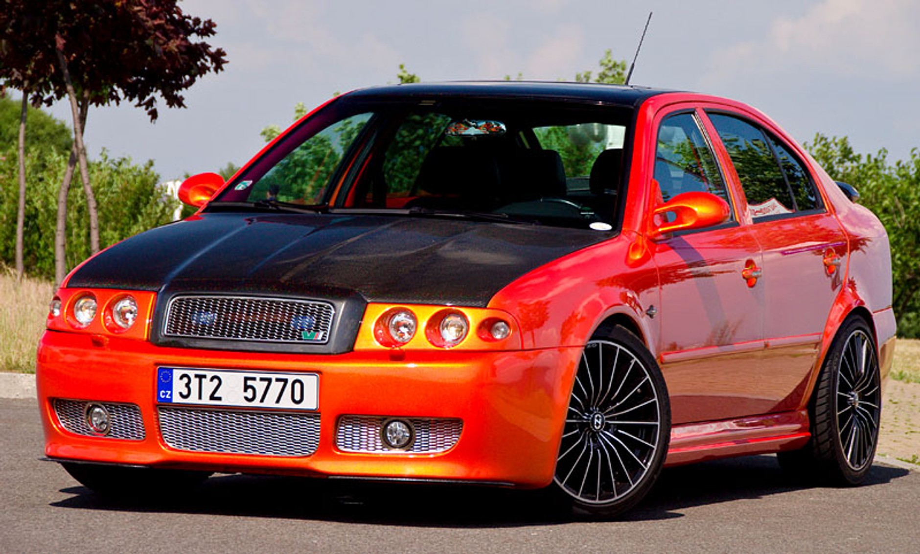 Garaż tunera: Škoda Octavia –  kameleon na sterydach