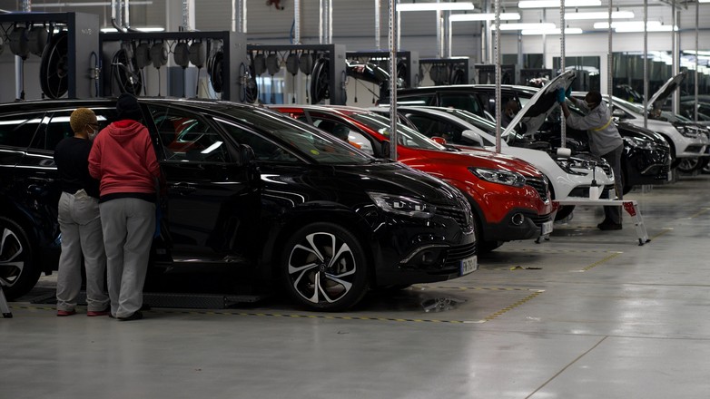 Fabryka samochodów używanych — Renault Factory VO i Refactory