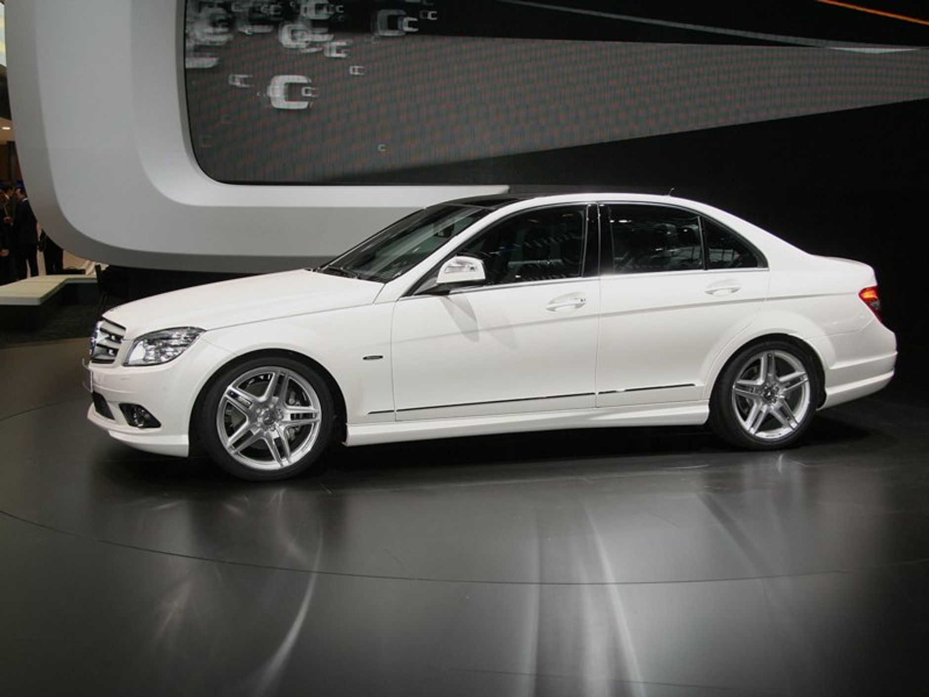 Genewa 2007: fotogaleria z pierwszego dnia