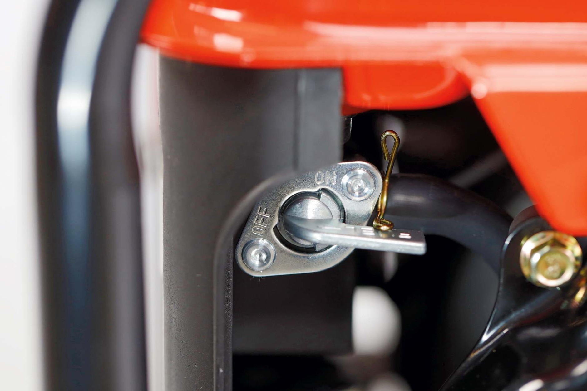 Test niedrogich agregatów prądotwórczych