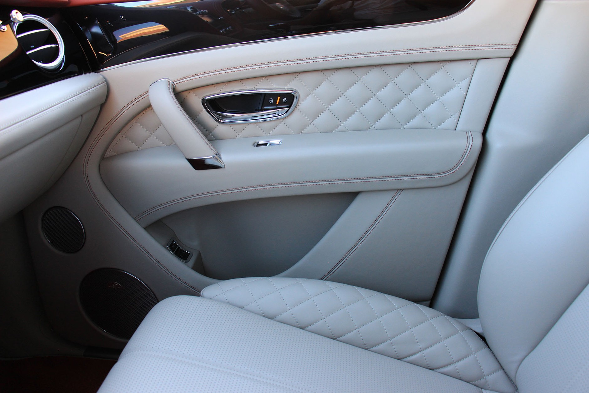 Bentley Bentayga W12
