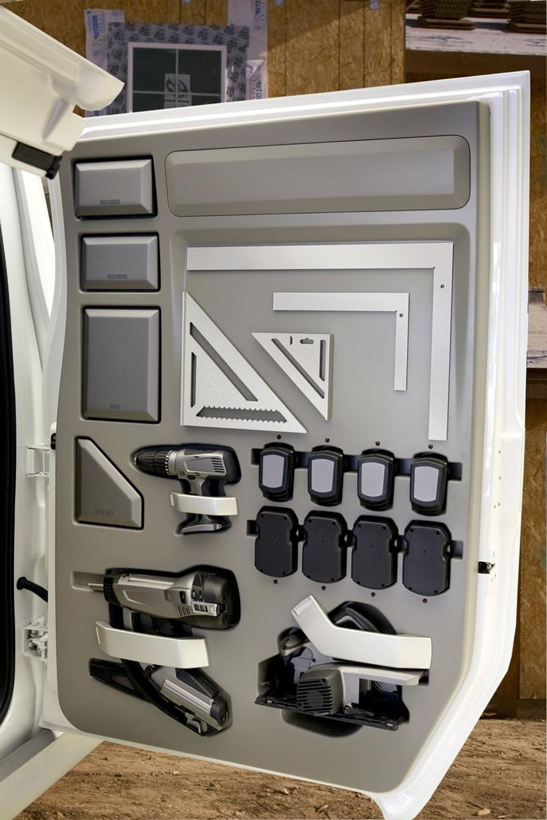 Nissan NV2500 Concept – nowe zdjęcia i bliższe informacje