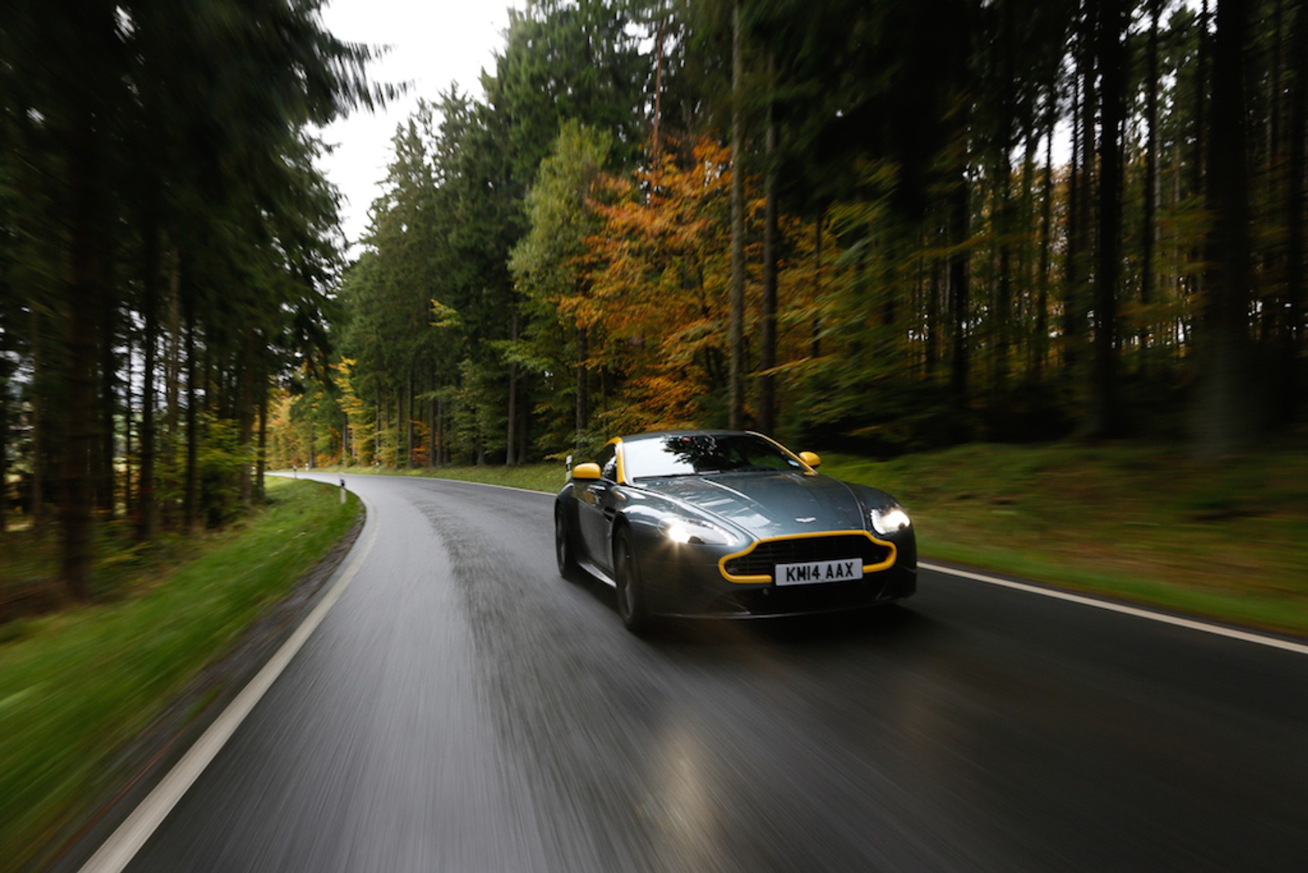 Aston Martin Vantage N430