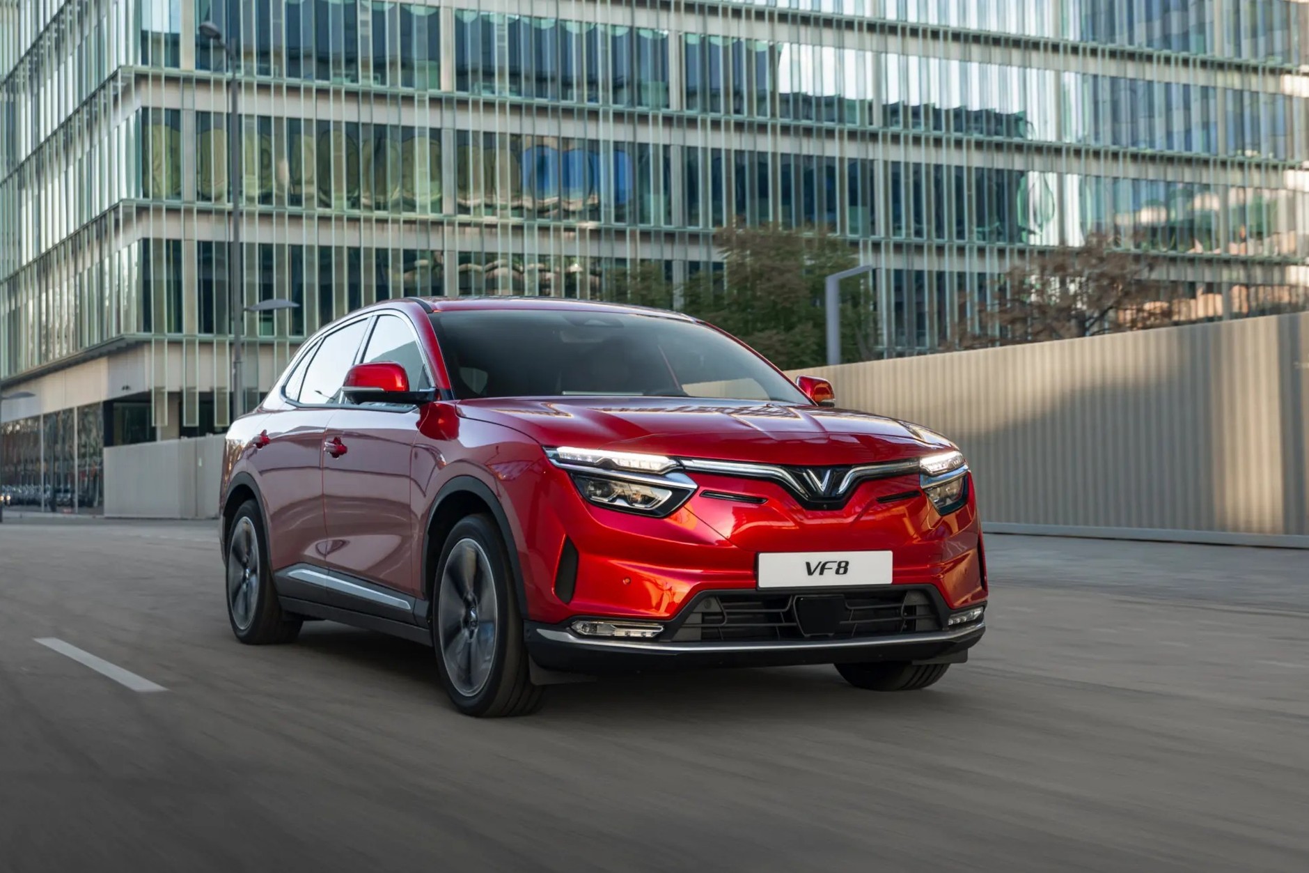 VinFast VF8