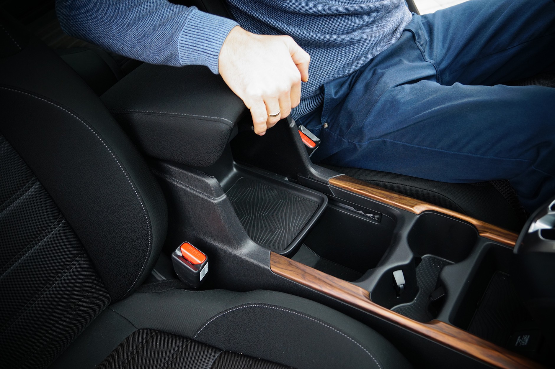 Honda CR-V 1.5 VTEC Turbo CVT - dużo miejsca i dobre prowadzenie