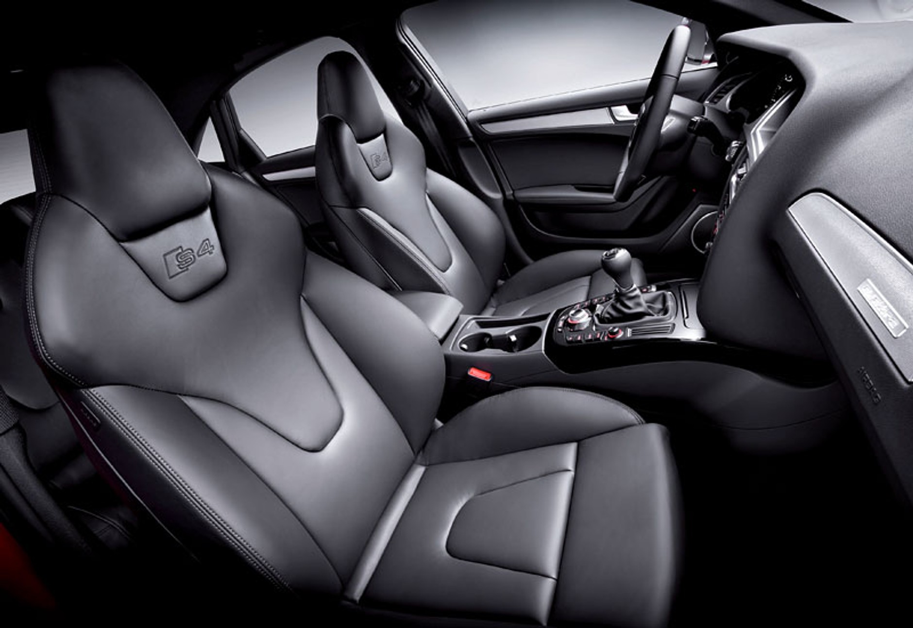 Paryż 2008: Audi S4 i S4 Avant – 333 koni dla niemieckiego sportowca