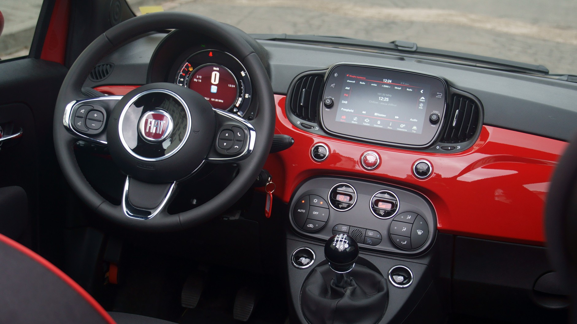 Fiat 500C 1.0 Hybrid (RED)