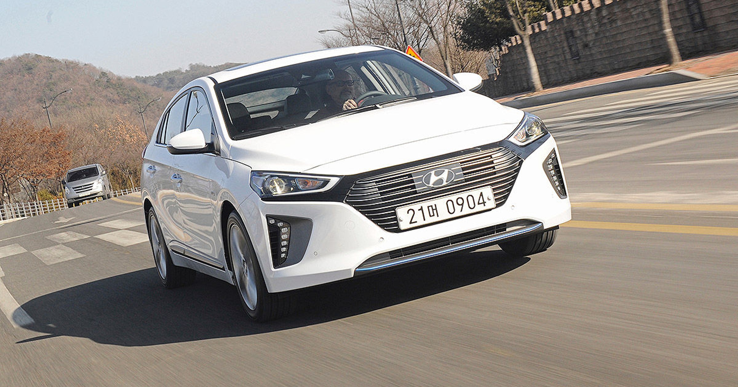 Hyundai Ioniq - nowa hybryda z Korei
