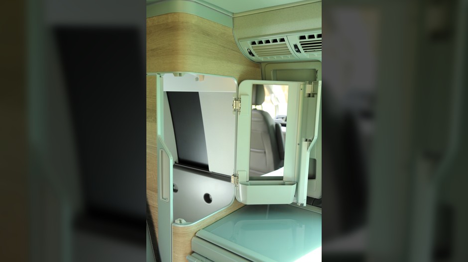 Volkswagen T6.1 California Ocean 2.0 TDI (2021)