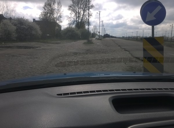 Jak prowadzi nawigacja w Dacii?