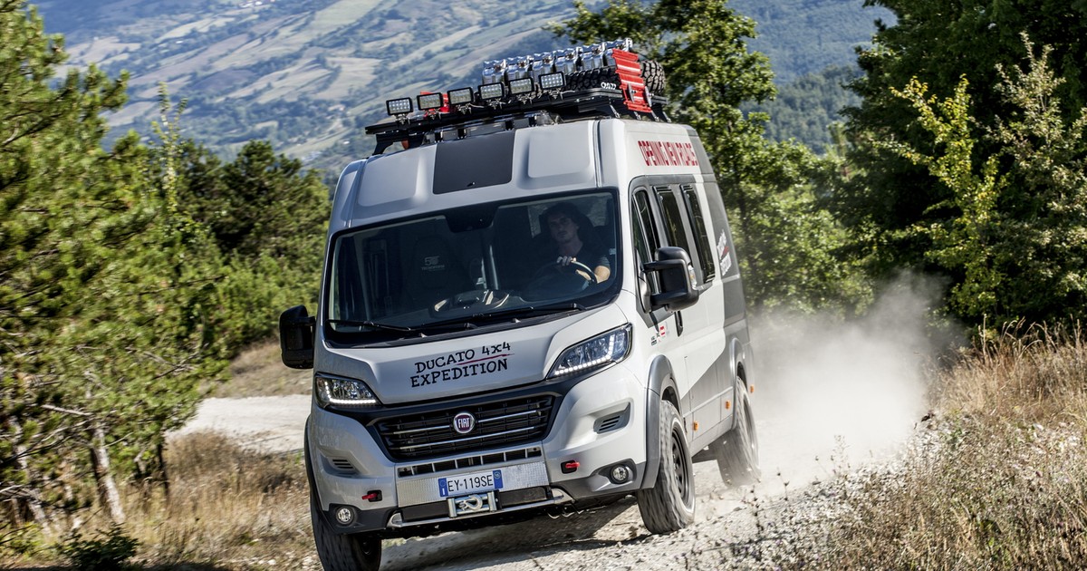 150827_Fiat-Professional_Ducato-4x4-Expedition_01