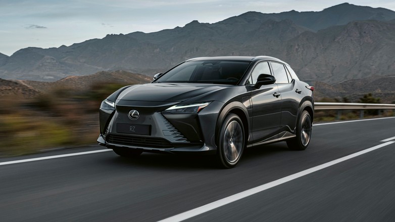 Lexus RZ 450e