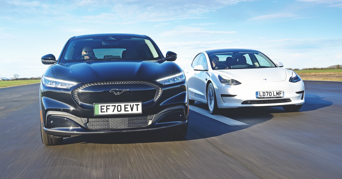 Ford Mustang Mach-E kontra Tesla Model 3