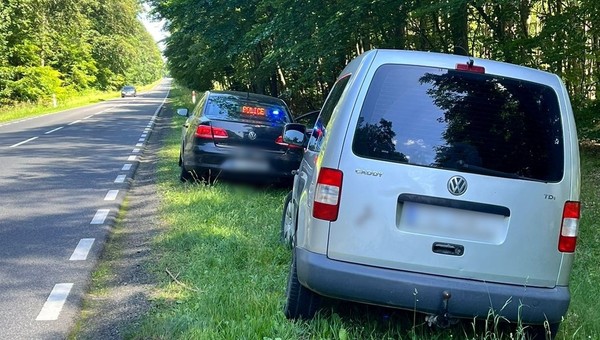 Wsiadł za kierownicę trzeźwy, wydmuchał 2,5 promila. Pech 33-letniego kierowcy Volkswagena
