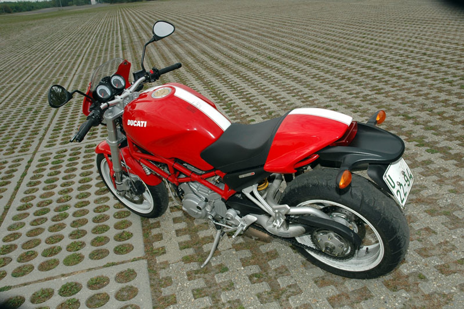 Ducati Monster S2R – włoska żyleta (test)